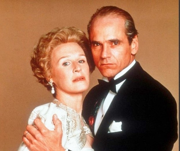 Stasera in tv su Rai 3 Il mistero Von Bulow con Jeremy Irons e Glenn Close (7)