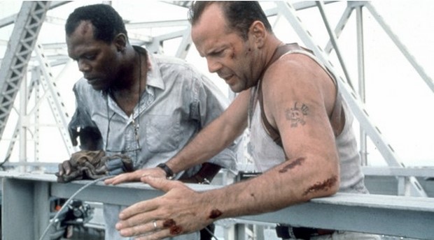 Stasera in tv su Rete 4 Die Hard 3 con Bruce Willis (6)