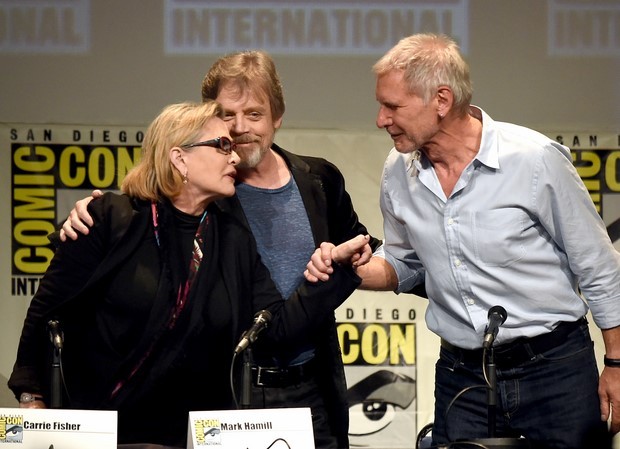 star-wars-7-il-panel-al-comic-con-2015-foto-e-video-16.jpg