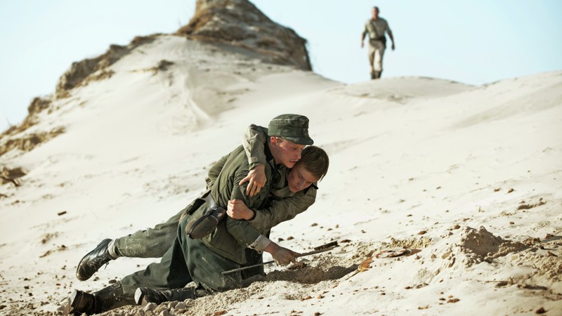 primary_landofmine3.jpg