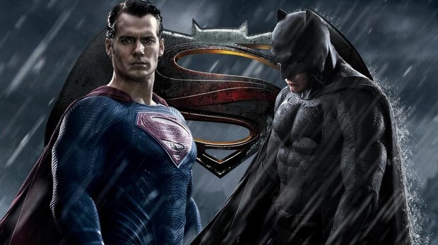 batman-v-superman-zack-snyder-parla-delle-connessioni-con-la-justice-league.jpg