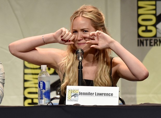 hunger-games-il-canto-della-rivolta-parte-2-il-panel-al-comic-con-2015-foto-e-video-7.jpg