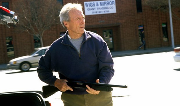 Stasera in tv su Rete 4 Debito di sangue di Clint Eastwood (1)