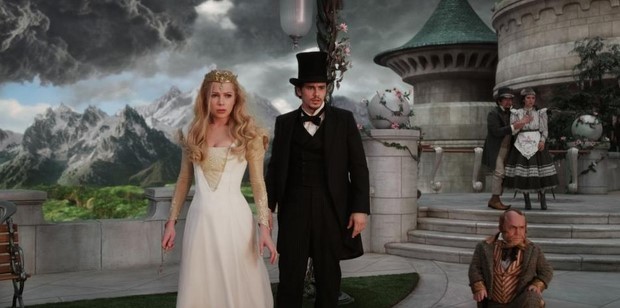 stasera-in-tv-su-rai-2-il-grande-e-potente-oz-con-james-franco-4.jpg