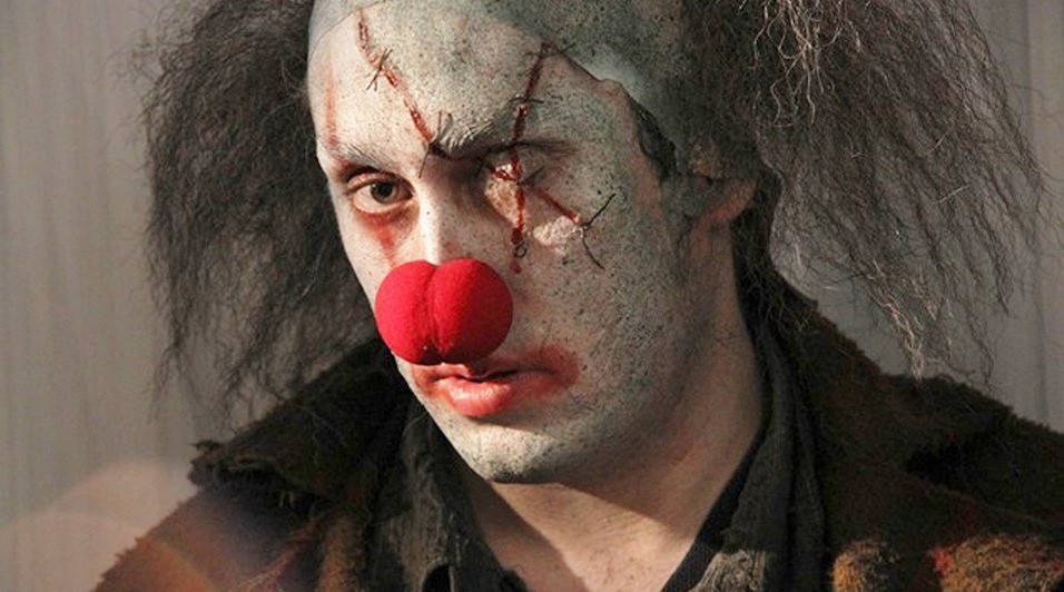 da-it-a-stitches-10-clown-da-film-horror-2.jpg