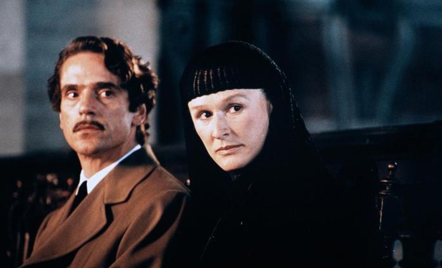 stasera-in-tv-su-rai-3-la-casa-degli-spiriti-con-meryl-streep-e-antonio-banderas-4.jpg