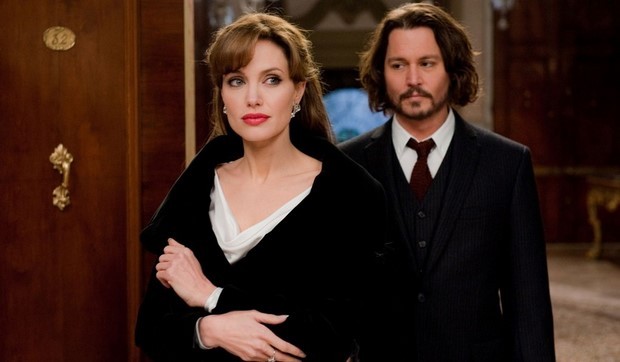 Stasera in tv su Rai 3 The Tourist con Johnny Depp e Angelina Jolie (2)