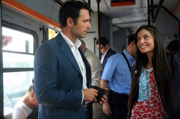 Stasera in tv su Canale 5 Scusa ma ti chiamo amore con Raoul Bova (6)