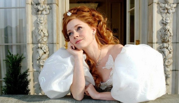 Stasera in tv su Rai 2 Come d'incanto con Amy Adams (4)