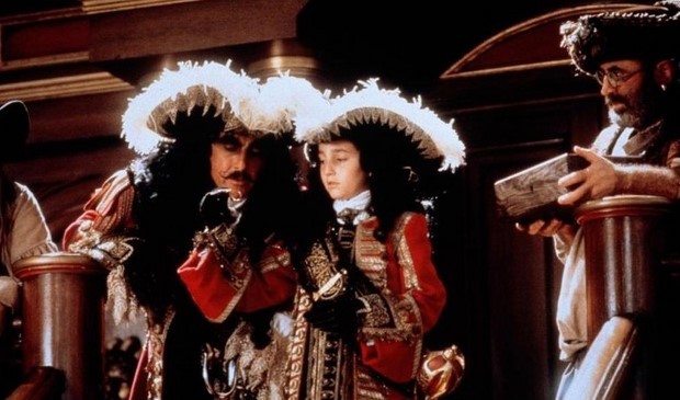 Stasera in tv su Canale 5 Hook  - Capitan Uncino con Robin Williams (6)