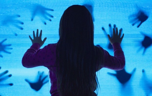 Poltergeist prime immagini del reboot prodotto da Sam Raimi