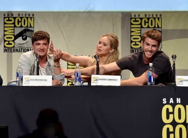 hunger-games-il-canto-della-rivolta-parte-2-il-panel-al-comic-con-2015-foto-e-video-15.jpg