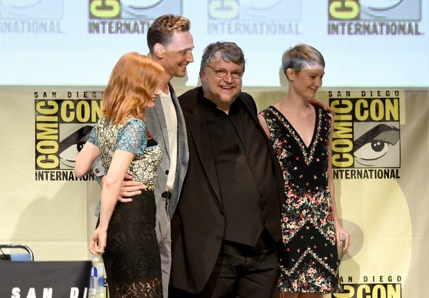 crimson-peak-il-panel-al-comic-con-2015-foto-e-video-8.jpg