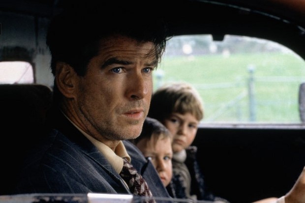 Stasera in tv su Rete 4 Evelyn con Pierce Brosnan (6)