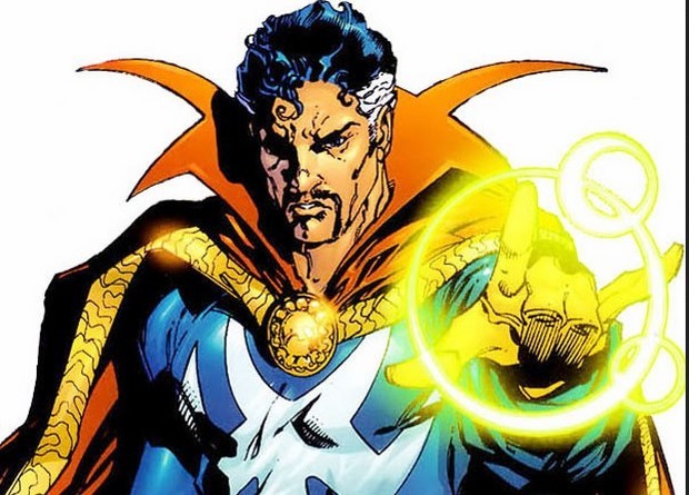 Doctor Strange Joaquin Phoenix vicino alla firma (2)