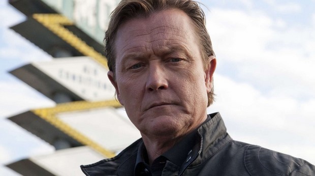 Stasera in tv su Italia 1 SWAT - Firefight con Robert Patrick (4)