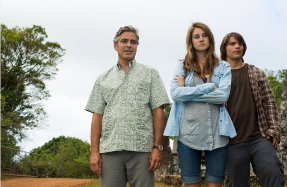 George Clooney, Shailene Woodley and Nick Krause in Paradiso amaro