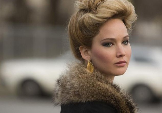 stasera-in-tv-su-rai-3-american-hustle-con-christian-bale-e-jennifer-lawrence-5.jpg