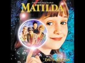 Stasera in tv su Italia 1 Matilda sei mitica con Danny DeVito e Mara Wilson (1)