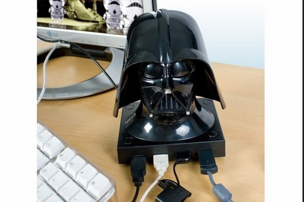 Star Wars lampada 3D, chiavetta USB e sveglia Darth Vader (2)
