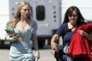 Amanda Seyfried, Gary Oldman ed il cast di Red Riding Hood sul set in costume di scena