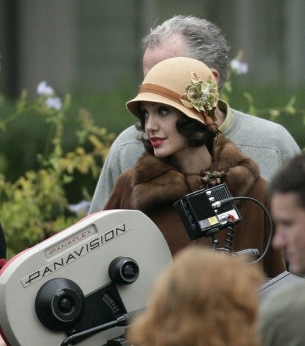 Angelina Jolie sul set di The Changeling