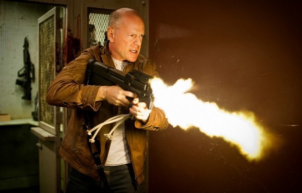 Stasera in tv su Rai 3 Looper con Bruce Willis (4)