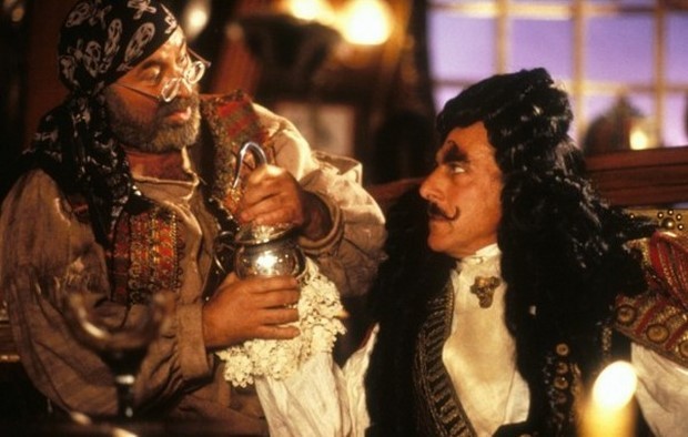 Stasera in tv su Canale 5 Hook  - Capitan Uncino con Robin Williams (5)