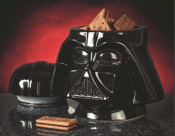 star-wars-gadget-portapenne-zerbino-e-biscottiera-darth-vader-2.jpg