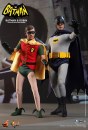 Batman e Robin - action figures Hot Toys di Adam West e Burt Ward (foto)