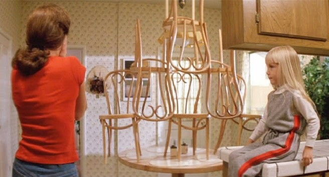 resized_1118full-poltergeist-screenshot