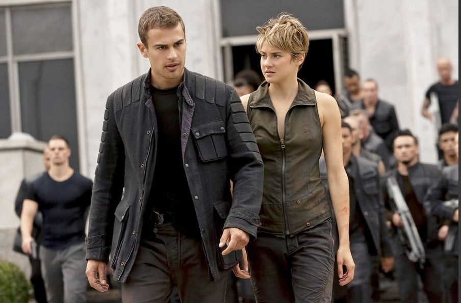 stasera-in-tv-insurgent-su-italia-1-2.jpg