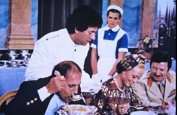 stasera-in-tv-su-rete-4-innamorato-pazzo-con-adriano-celentano-3.jpg