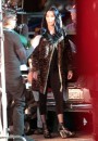 Cher e Kristen Bell sul set di Burlesque a Los angeles