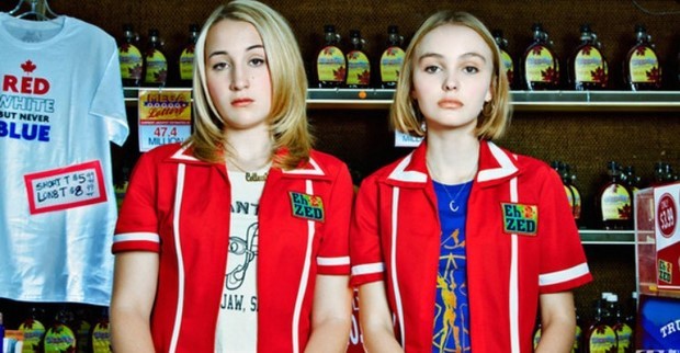 yoga-hosers-prima-clip-della-commedia-horror-di-kevin-smith.jpg