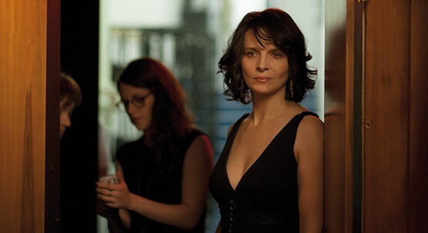 Cannes 2014, Sils Maria primo trailer del dramma con Juliette Binoche e Kirsten Stewart (2)