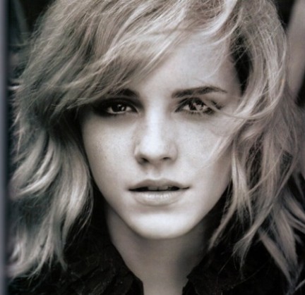 Emma Watson su Flare di novembre 2008