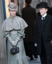 Glenn Close e Mia Wasikowska fotografate sul set di Albert Nobbs a Dublino