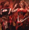 Elizabeth Shue gothic sexy gallery di Halloween