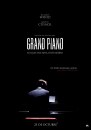 Grand Piano: poster e foto del thriller con Elijah Wood