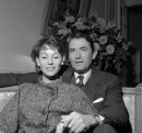 Gregory Peck e moglie, 08 dic 1959