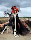 Harper's Bazaar mette in vendita una collezione di costumi per Halloween disegnati da Tim Burton