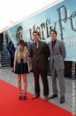 Harry Potter Truck: la magia di Hogwarts a Milano. Le foto di Evanna Lynch e James