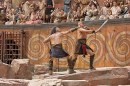 Hercules - La leggenda ha inizio: locandina italiana e foto dell'action epico con Kellan Lutz
