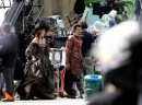 I tre moschietteri: Milla Jovovich e Orlando Bloom sul set