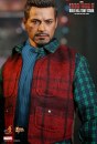 Iron Man 3, Robert Downey Jr.:  action figure di Tony Stark cowboy