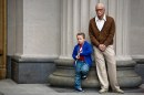 ackass Presents: Bad Grandpa - prime immagini della commedia con Johnny Knoxville 1