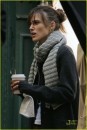 Keira Knightley sul set newyorkese di Last Night - fotogallery