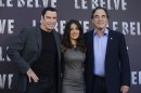 Le Belve: le immagini del photocall di Oliver Stone, Salma Haye e John Travolta a Roma