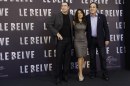 Le Belve: le immagini del photocall di Oliver Stone, Salma Haye e John Travolta a Roma